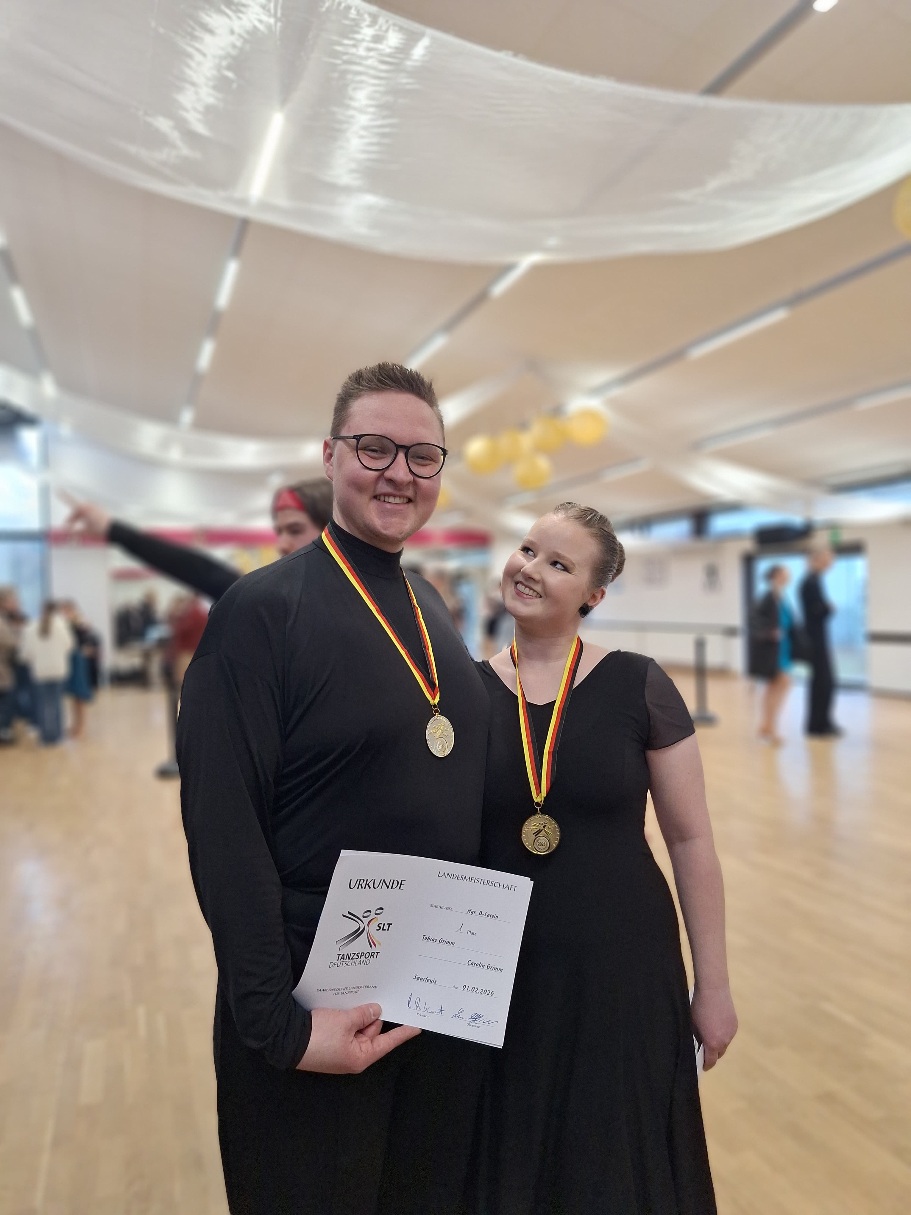 Tobias und Caro LM HGR D Latein 010226